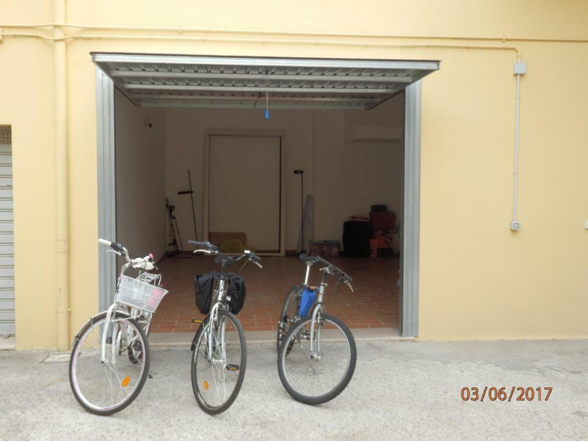 Casa Lauretta - Terrazza - Garage Wifi E Bici Gratuite Villa Lecce Exterior photo